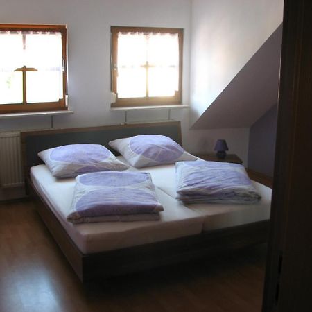 Ferienwohnung Lautner Цирндорф Екстер'єр фото
